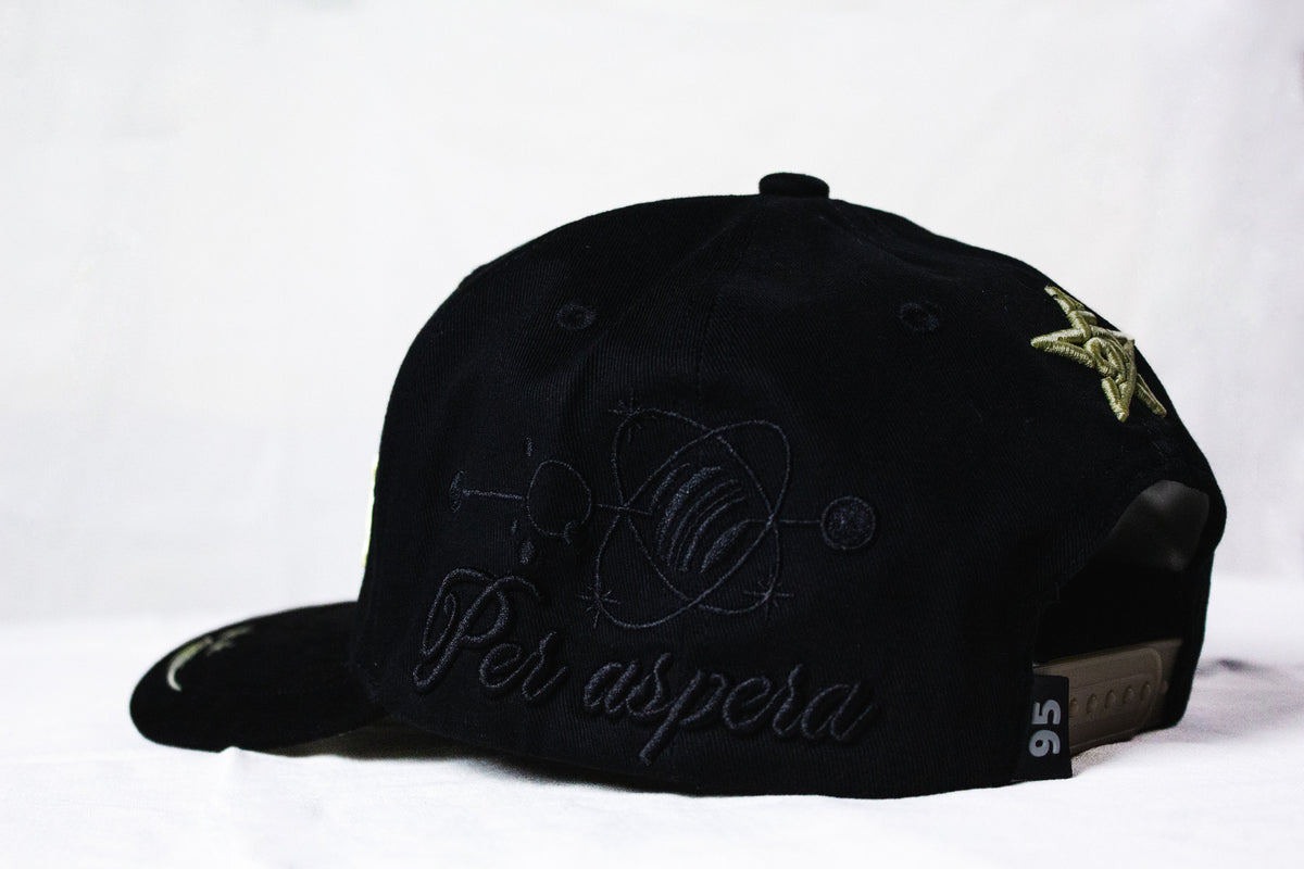 Gorra Colección AD ASTRA